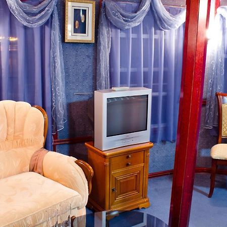 Bogdan Khmelnytskyi Hotel Kiev Luaran gambar