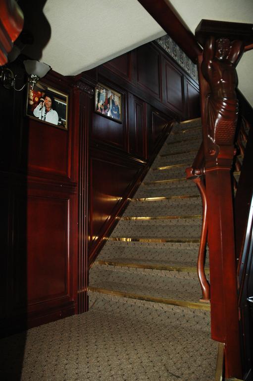 Bogdan Khmelnytskyi Hotel Kiev Luaran gambar